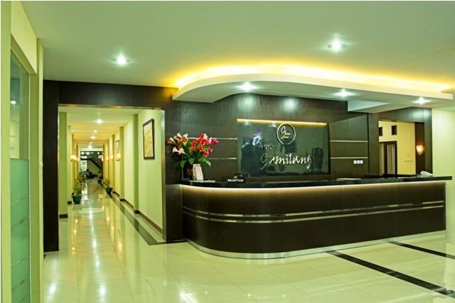Gumilang Hotel Богор Экстерьер фото