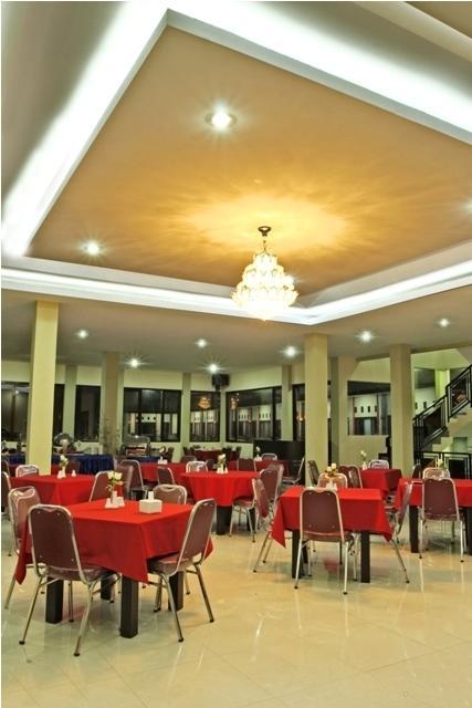 Gumilang Hotel Богор Экстерьер фото